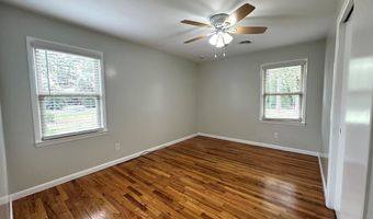 322 Magnolia Dr, Adel, GA 31620