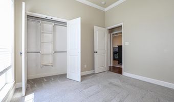 4006 Edgewater Dr, Benton, AR 72109