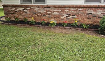 1313 S Madison Ave, Aurora, MO 65605