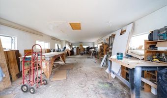 908 Bear Valley Pkwy, Escondido, CA 92025