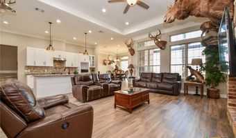 1093 Sunderman Rd, Alleyton, TX 78935