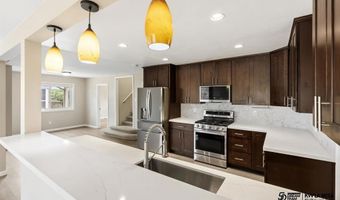 8195 Chaz Pl, La Mesa, CA 91942