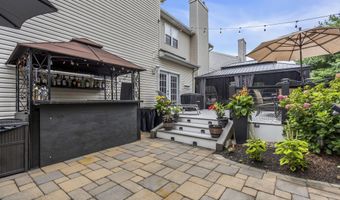 6 Surle Ct, Bayville, NJ 08721