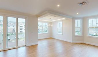 4 Longview Dr 208, Atkinson, NH 03811