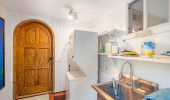 49-721 Kamehameha Hwy, Kaaawa, HI 96730