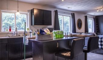 2 Main St 21, Lincoln, RI 02802