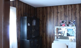 1621 10th St, Aurora, NE 68818