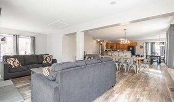 168 Laurel Ln, Blakeslee, PA 18610