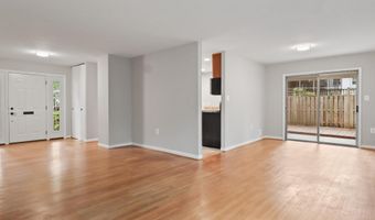 8504 CANTERBURY Dr, Annandale, VA 22003