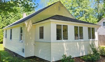 17 Autumn Trl, Coventry, CT 06238