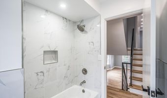 525 N Main St, Allentown, PA 18104