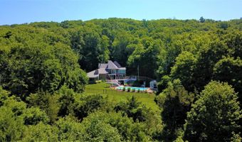 14 Vermillion Dr, Avon, CT 06001