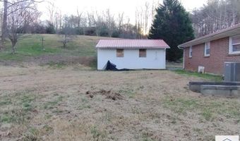 129 Townsend Dr, Bassett, VA 24055