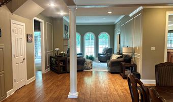 111 Apple Blossom Dr, Arkadelphia, AR 71923
