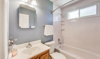 206 W Hintz Rd, Arlington Heights, IL 60004