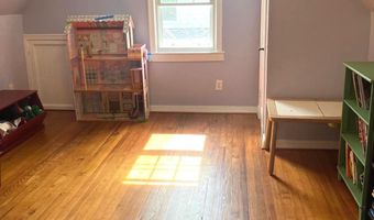 626 S IRVING St, Arlington, VA 22204