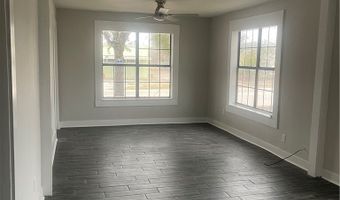916 S Reynolds St, Alice, TX 78332