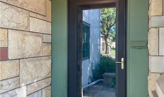 810 3rd St NW, Austin, MN 55912