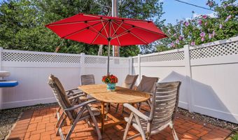 149 Idlewild Ln, Aberdeen, NJ 07747