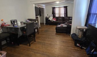 18 Darby St, Bloomfield, CT 06002