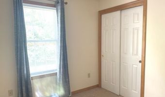 9 Crate Ln, Canaan, NH 03741
