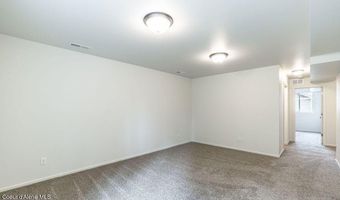 81 Parkland Dr, Blanchard, ID 83804