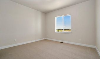 24113 E 36th Pl, Aurora, CO 80019