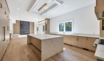 54 Landview Dr, Dix Hills, NY 11746