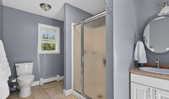 43 Skyline Rd, Bangor, ME 04401