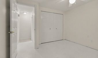 541 Long Shore Dr, Ann Arbor, MI 48105