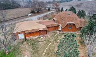 17200 Pella Rd, Adams, NE 68301
