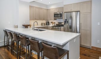 63 Avondale Ln R-213, Beaver Creek, CO 81620