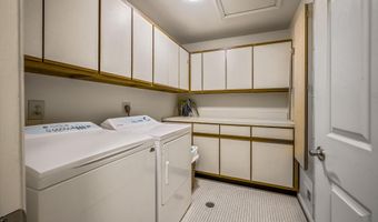 8013 RISING RIDGE Rd, Bethesda, MD 20817