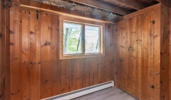 4 Amicalola Dr, Alloway, NJ 07422