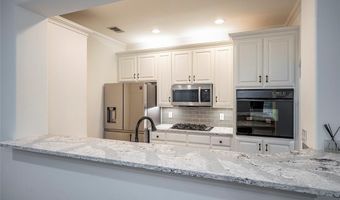 4144 Towne Green Cir, Addison, TX 75001