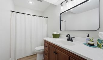 3021 N 157th St, Basehor, KS 66007