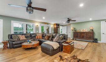 78 Cates Ln, Brookfield, NH 03872
