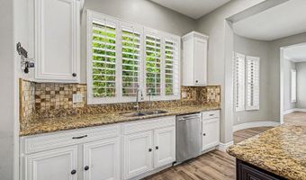 294 W GRAND CANYON Dr, Chandler, AZ 85248
