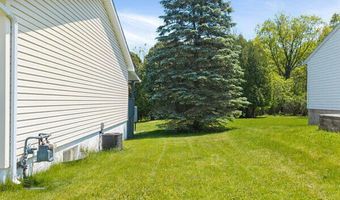 1647 Saint Francis Ln, Altoona, PA 16602