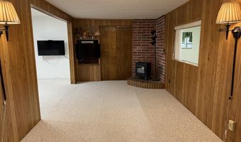 1802 W Clayton Ave, Artesia, NM 88210