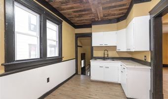 258 Oberlin Ct, Akron, OH 44311