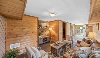 1052 Lakeside Dr E, Alloway, NJ 07422