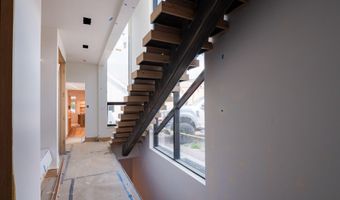 227 E Main St, Aspen, CO 81611