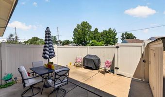 9191 Villaridge Ct, Affton, MO 63123