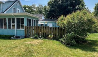831 N River Ave, Alma, MI 48801