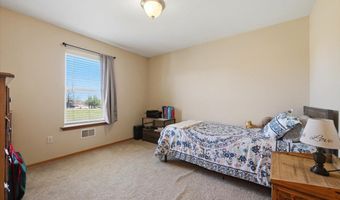 1323 Dacar St, Belle Fourche, SD 57717