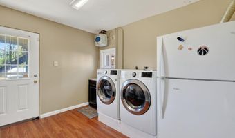 260 45TH St NE, Washington, DC 20019