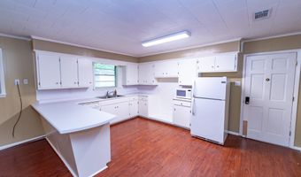 140 Gayven Dr, Ball, LA 71405