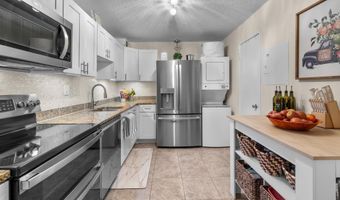 203 YOAKUM Pkwy 1406, Alexandria, VA 22304