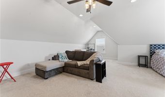 1105 SW Alleghany Ave, Bentonville, AR 72713